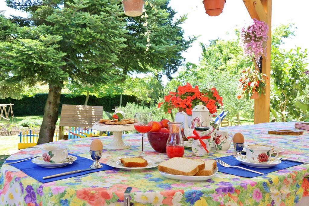 Bed and Breakfast Al Villino Del Sole Фано Экстерьер фото